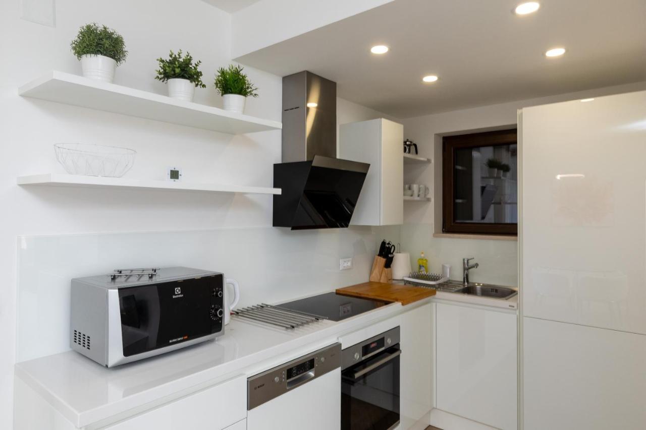 מליני Apartments Setemana מראה חיצוני תמונה